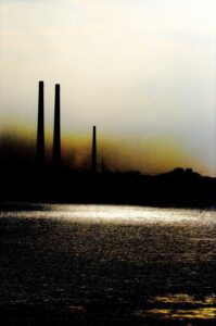 © Gillian Cohen - Leaving Tilbury